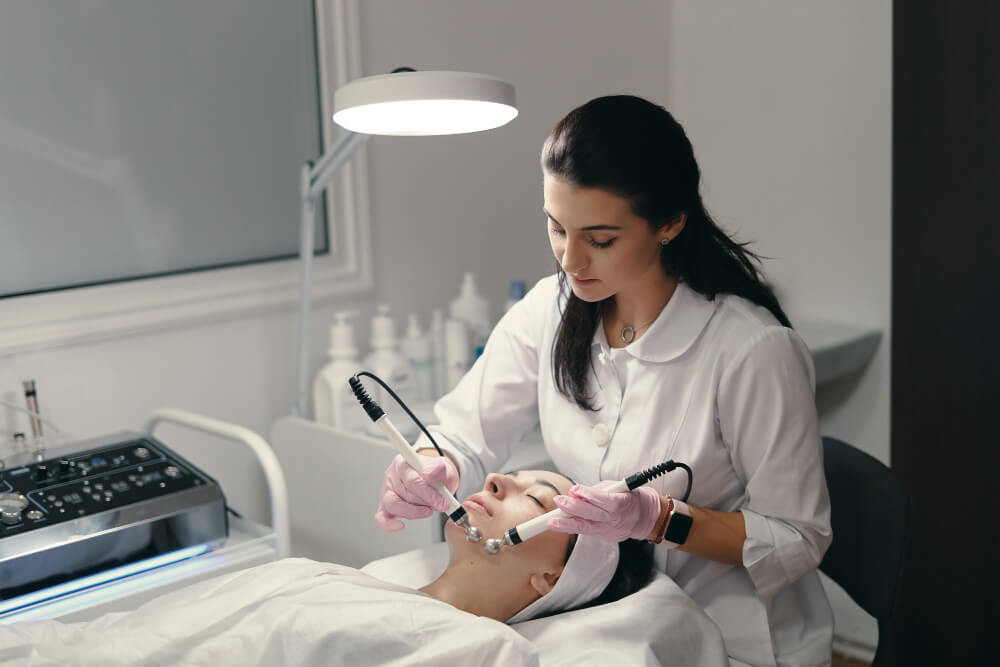 Best Cosmetic Clinics in Abu Dhabi How to Choose the Right One for Safe & Effective Results (2026 Guide)